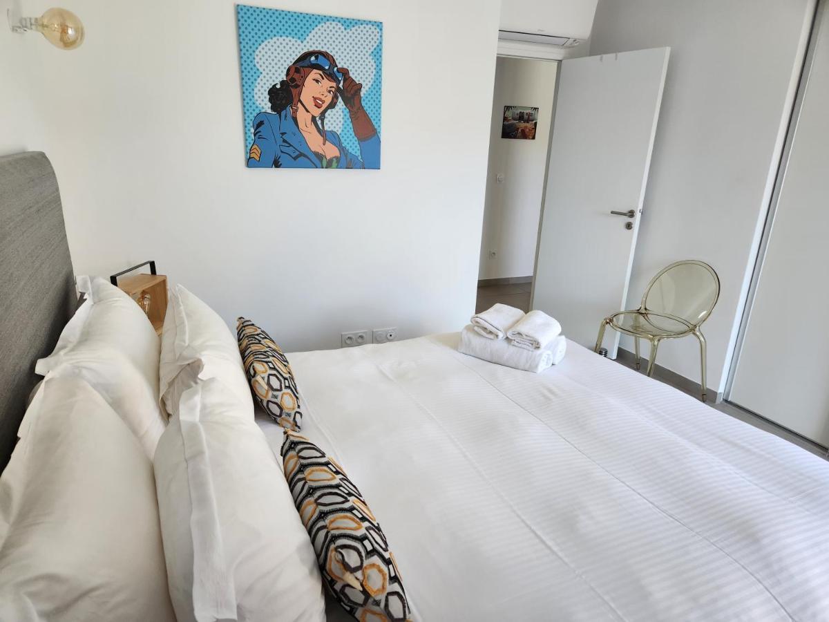 Villa HOME HOLIDAY à Cala Rossa Lecci Extérieur photo
