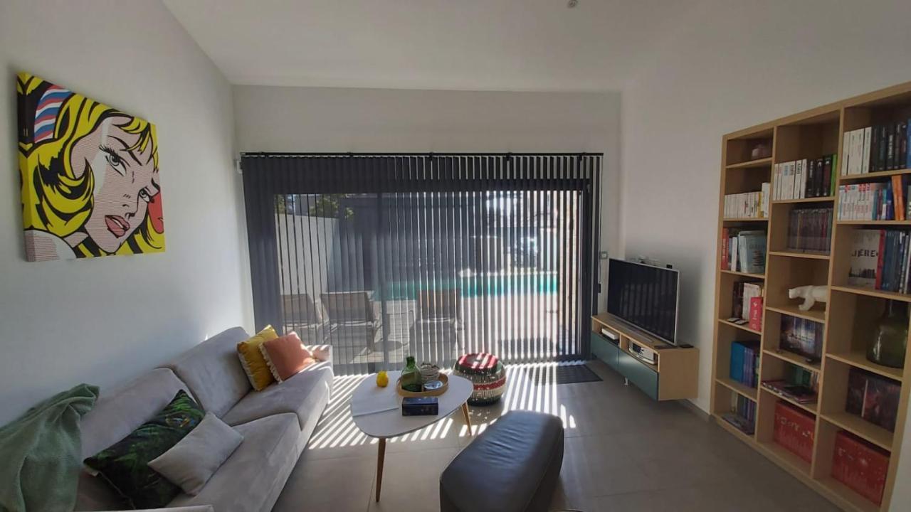 Villa HOME HOLIDAY à Cala Rossa Lecci Extérieur photo